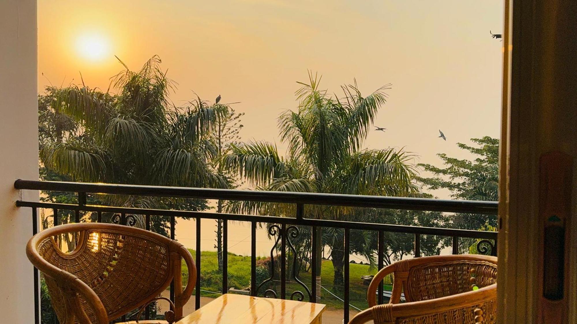 Victoria Rock Resort Entebbe Eksteriør billede